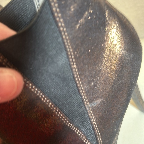 Rock and Republic bronze metallic booties size 9 1/2 - Picture 2 of 8